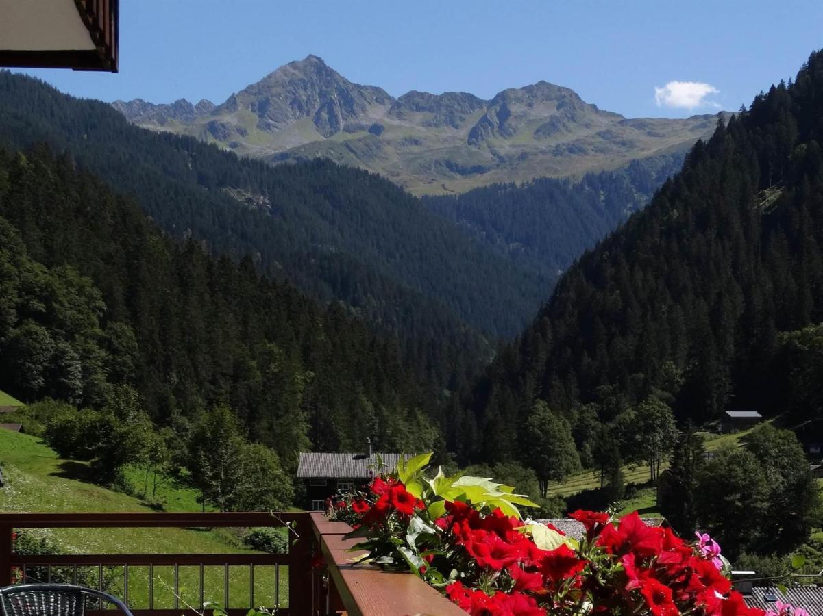 Gaestehaus Fitsch - Ferienwohnung In Silbertal Extérieur photo