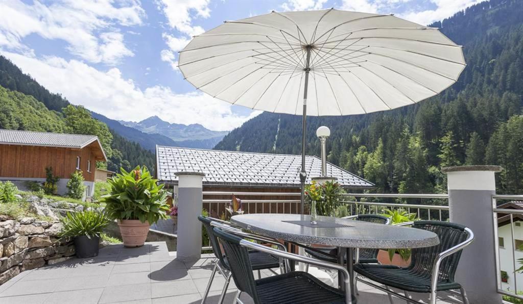Gaestehaus Fitsch - Ferienwohnung In Silbertal Extérieur photo