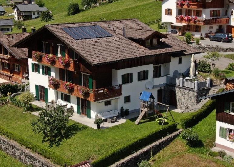 Gaestehaus Fitsch - Ferienwohnung In Silbertal Extérieur photo