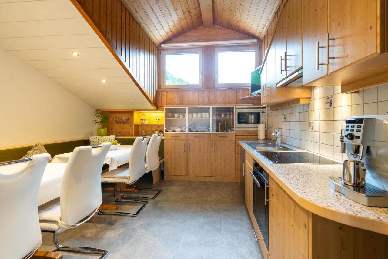 Gaestehaus Fitsch - Ferienwohnung In Silbertal Extérieur photo