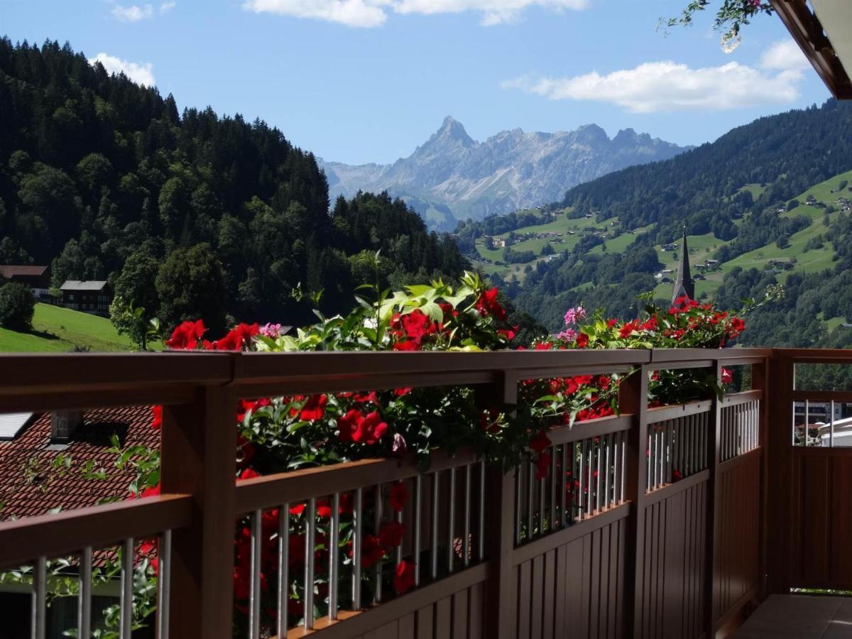 Gaestehaus Fitsch - Ferienwohnung In Silbertal Extérieur photo